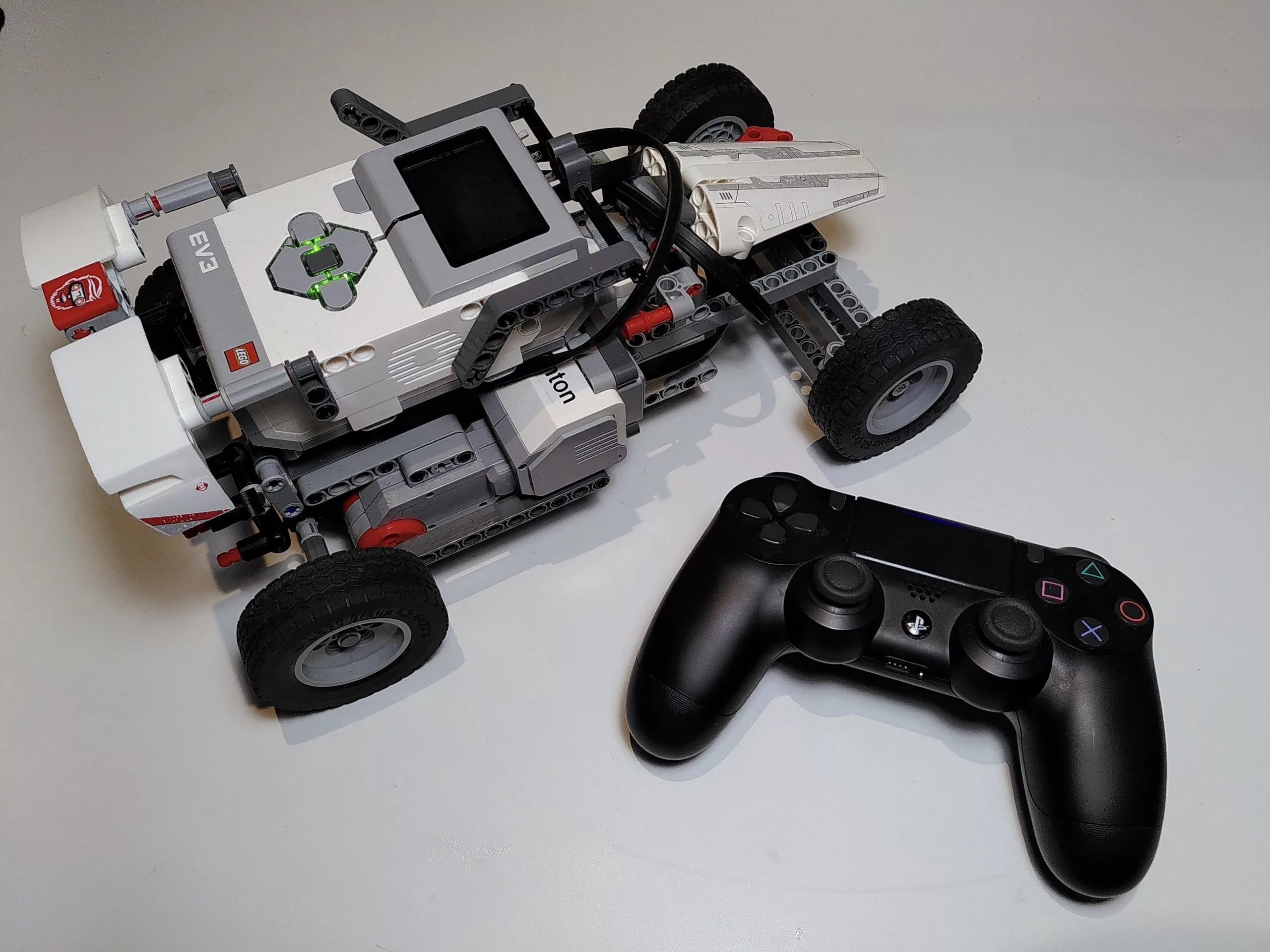 How to connect a PS4 Dualshock 4 controller to your MINDSTORMS EV3 brick  with Bluetooth – Antons Mindstorms